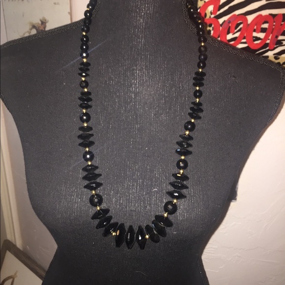 Jewelry - Vintage costume black beaded necklace